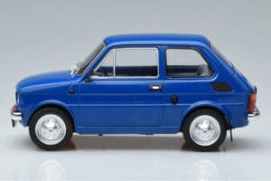 Fiat 126P Bleu MCG 1:18 MCG18324 Métal Moulé — image 3 sur 6