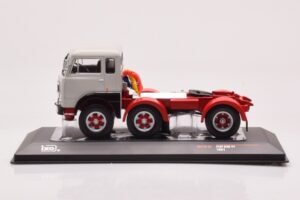 Fiat 690 T1 Blanc IXO 1:43