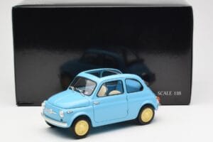 Fiat Nuova 500 Celeste Bleu Kyosho 1:18 08966LB Métal Moulé — image 8 sur 8