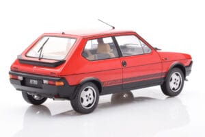 Fiat Ritmo TC 125 Abarth Rouge MCG 1:18 MCG18416 Métal Moulé — image 2 sur 6