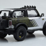 Ford Bronco RTR Iconic Argent GT Spirit 1:18 - image 2 of 6