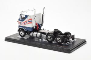Ford CL 9000 Blanc Bleu IXO 1:43 TR177 Métal Moulé — image 2 sur 4