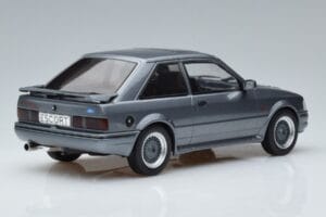 Ford Escort Mk4 RS Turbo S Gris MCG 1:18 MCG18272 Métal Moulé — image 2 sur 6