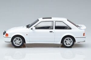 Ford Escort Mk4 RS Turbo S Blanc MCG 1:18 MCG18271 Métal Moulé — image 3 sur 6