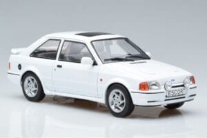 Ford Escort Mk4 RS Turbo S Blanc MCG 1:18 MCG18271 Métal Moulé — image 4 sur 6