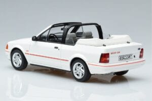 Ford Escort Mk4 XR3i Cabriolet Otto 1:18 OT398 Résine — image 5 sur 6