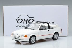 Ford Escort Mk4 XR3i Cabriolet Otto 1:18 OT398 Résine — image 6 sur 6
