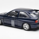 Ford Escort RS Cosworth Bleu Metallic UT Models 1:18 180082101-R1 - image 4 of 6