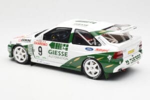 Ford Escort RS Cosworth B. Thiry / S. Prevot Rally San Remo 1994 Otto 1:18 OT1038 Résine — image 5 sur 6
