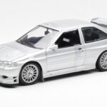 Ford Escort RS Cosworth Version Route Argent UT Models 1:18