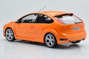 Ford Focus Mk2 ST 2.5 Electric Orange Otto 1:18 OT961 Résine — image 5 sur 6