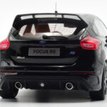 Ford Focus RS Mk3 Noir Otto 1:18 - image 7 of 8