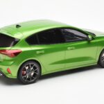 Ford Focus Mk5 ST Phase 2 Mean Vert Otto 1:18 OT450 - image 2 of 6