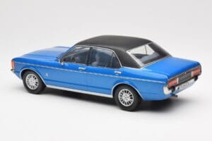 Ford Granada Mk1 Bleu Métallisé Noir Mat MCG 1:18 MCG18394 Métal Moulé — image 5 sur 6