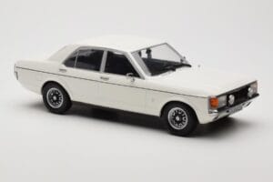 Ford Granada Mk1 Blanc MCG 1:18 MCG18395 Métal Moulé — image 4 sur 6