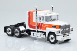 Ford LTL 9000 Blanc Rouge Orange IXO 1:43 TR094 Métal Moulé — image 3 sur 5