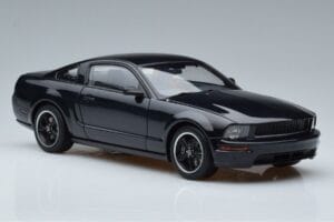 Ford Mustang GT S197 Bullitt AUTOart 1:18 73067 Métal Moulé — image 5 sur 7