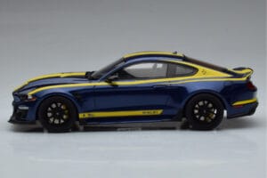 Ford Mustang S550 Shelby Super Snake Bleu GT Spirit 1:18 GT871 Résine — image 3 sur 6