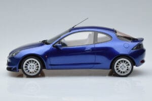 Ford Puma Bleu Otto 1:18 OT428 Résine — image 3 sur 6