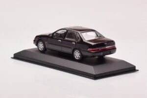 Ford Scorpio Noir Minichamps 1:43 430084001 Métal Moulé — image 3 sur 4