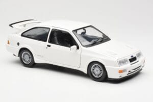 Ford Sierra RS RHD Blanc Minichamps 1:18 150084070 Métal Moulé — image 6 sur 8