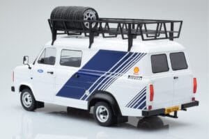 Ford Transit Mk2 Van Team Ford Rally Assistance IXO 1:18 18RMC058XE Métal Moulé — image 5 sur 6
