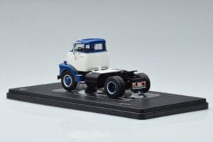 GMC 950 COE Bleu Blanc IXO 1:43 TR150 Métal Moulé — image 5 sur 6