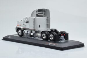 GMC General SBFA Argent IXO 1:43 TR166 Métal Moulé — image 5 sur 6