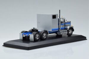 GMC General Argent IXO 1:43 TR079 Métal Moulé — image 2 sur 6