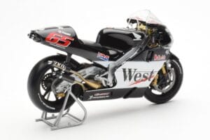 Honda NSR500 West Honda Pons #65 L. Capirossi 500cc World Championship 2001 Minichamps 1:12 122016165 Métal Moulé — image 3 sur 4
