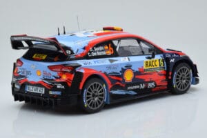Hyundai i20 Coupe WRC #6 D. Sordo / C. del Barrio Rally Catalunya 2019 IXO 1:18 18RMC052C Métal Moulé — image 2 sur 6