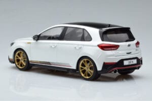 Hyundai i30 N PD Atlas Blanc MCG 1:18 MCG18376 Métal Moulé — image 5 sur 6
