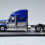 International Lonestar Bleu IXO 1:43 TR118 - image 3 of 6