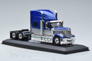 International Lonestar Bleu IXO 1:43 TR118 Métal Moulé — image 4 sur 6