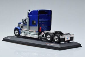 International Lonestar Bleu IXO 1:43 TR118 Métal Moulé — image 5 sur 6