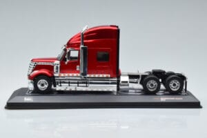 International Lonestar Rouge IXO 1:43 TR103 Métal Moulé — image 3 sur 6