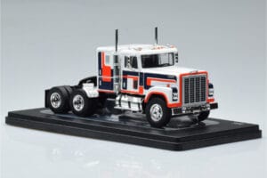 International Transtar 4300 Blanc IXO 1:43 TR153 Métal Moulé — image 4 sur 6