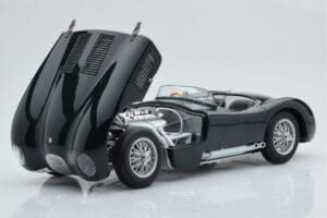 Jaguar C-Type Vert AUTOart 1:18 73500 Métal Moulé — image 2 sur 8