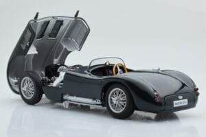Jaguar C-Type Vert AUTOart 1:18 73500 Métal Moulé — image 3 sur 8