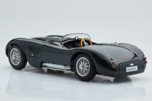 Jaguar C-Type Vert AUTOart 1:18 73500 Métal Moulé — image 7 sur 8
