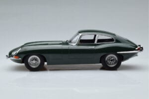 Jaguar E-Type Series 1 British Racing Vert KK-Scale 1:18 KKDC180431 Métal Moulé — image 3 sur 6