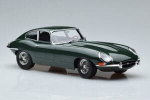 Jaguar E-Type Series 1 British Racing Vert KK-Scale 1:18 KKDC180431 Métal Moulé — image 4 sur 6