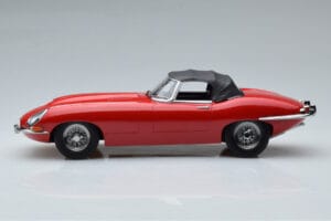 Jaguar E-Type Series 1 Roadster Rouge KK-Scale 1:18 KKDC180484 Métal Moulé — image 3 sur 6
