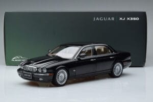 Jaguar XJ6 X350 Ebony Noir Almost Real 1:18 810501 Métal Moulé — image 11 sur 11