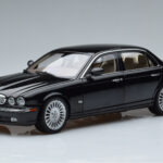 Jaguar XJ6 X350 Ebony Noir Almost Real 1:18