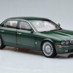 Jaguar XJ6 X350 Racing Vert Almost Real 1:18 - image 6 of 13