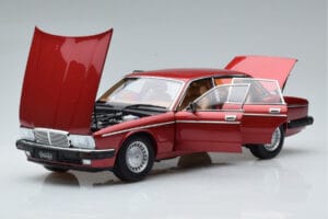 Jaguar XJ6 XJ40 Flamenco Rouge Almost Real 1:18 810541 Métal Moulé — image 2 sur 11