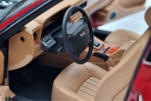 Jaguar XJ6 XJ40 Flamenco Rouge Almost Real 1:18 810541 Métal Moulé — image 9 sur 11