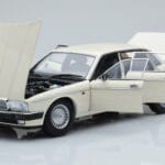 Jaguar XJ6 XJ40 Glacier Blanc Almost Real 1:18 - image 2 of 11