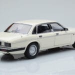 Jaguar XJ6 XJ40 Glacier Blanc Almost Real 1:18 - image 3 of 11